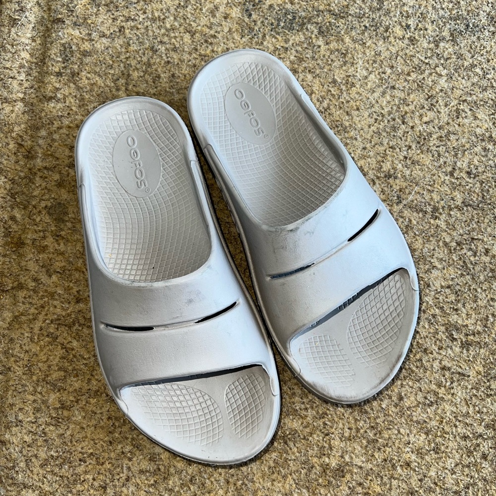 OOFOS Light Gray Slide Sandals - Picture 3 of 6